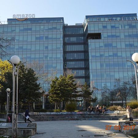 Apartment Accommodation Up To 17 Братислава Экстерьер фото