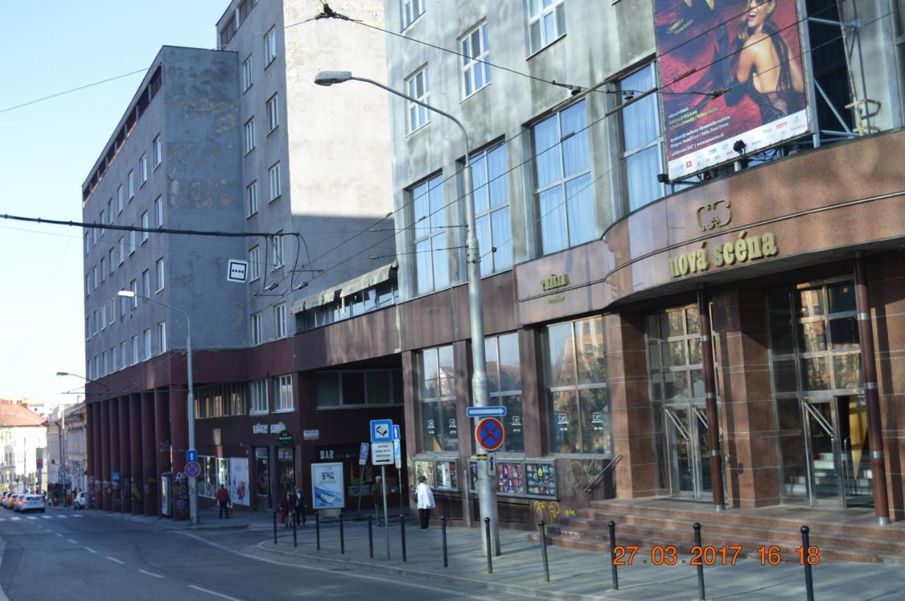 Apartment Accommodation Up To 17 Братислава Экстерьер фото